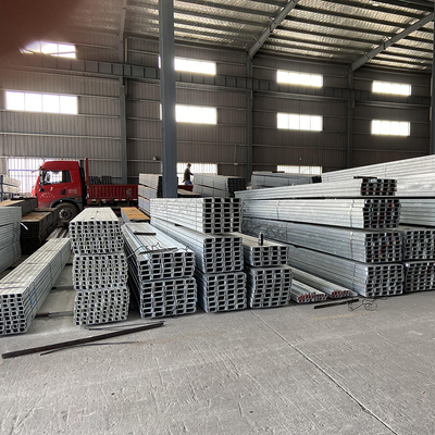 Cấu hình dầm chữ U bằng thép dài mạ kẽm kênh C 80 * 43 * 5mm Chất liệu Q235 Q345