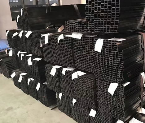 Ống thép đen vuông mạ kẽm 40x40 12m Q215 Phần rỗng