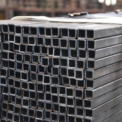 600mm đen 2x2 ống vuông mạ kẽm